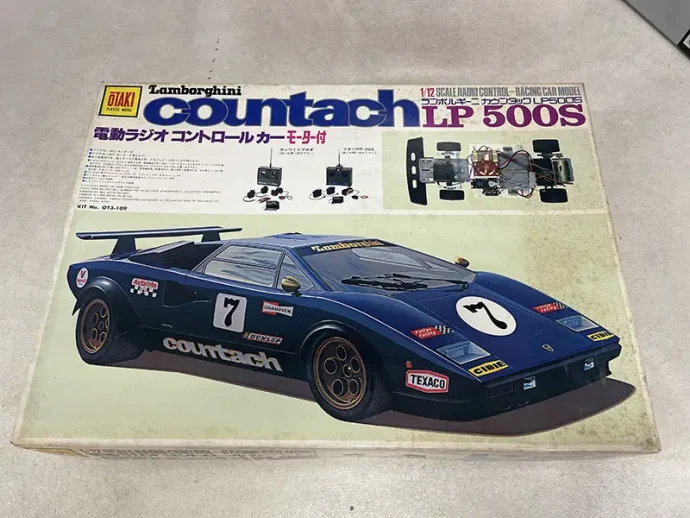 オオタキ　RC　ランボルギーニカウンタックLP500S  パッケージ